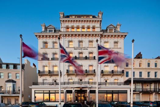 - Mercure Brighton Seafront Hotel