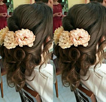 - Glamour Makeup & Hair
