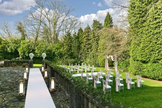 - Kingswood Manor