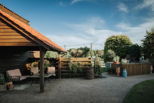 No Corkage Wedding Venues - Reach Court Farm Weddings