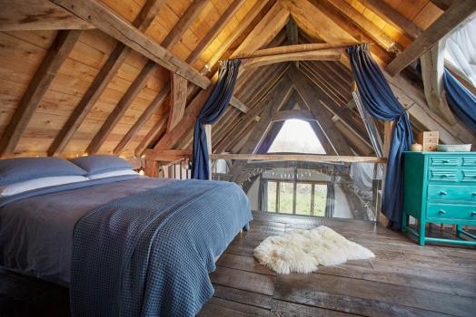 Honeymoons - Cruckbarn