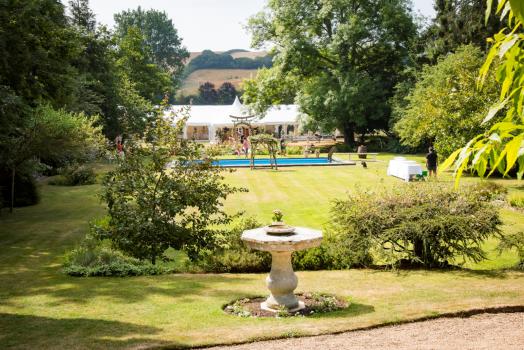 Unusual Wedding Venues - Bredy Farm