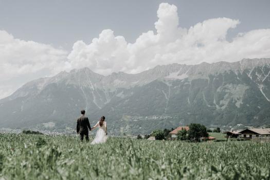- Peach Perfect Weddings