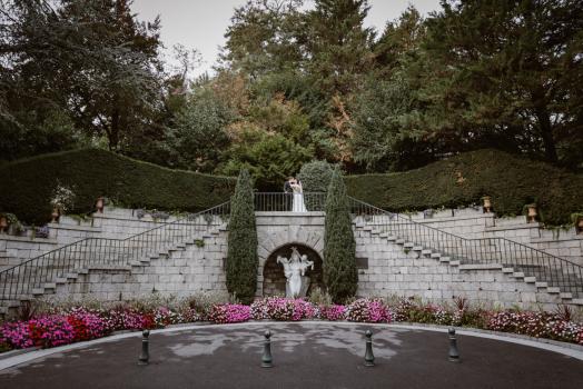 - Peach Perfect Weddings