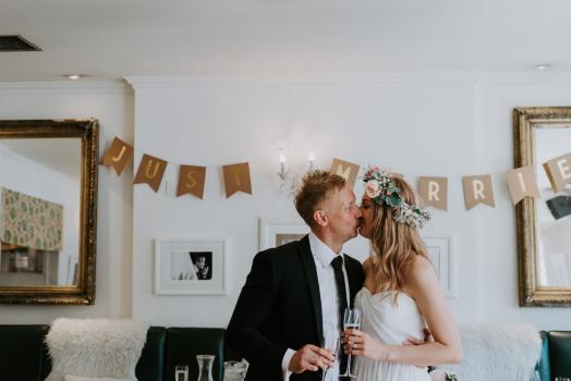 Find a Wedding Photographer - Anna Mathilda Photography