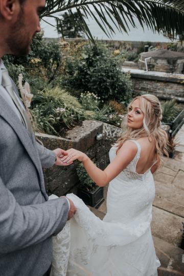 - Kept Weddings