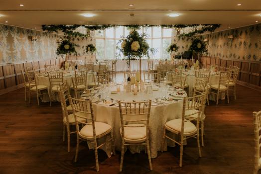 Barn Wedding Venues Near Me - Lodge on Loch Lomond