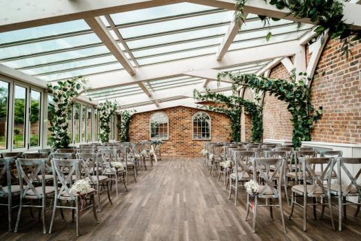 Barn Wedding Venues Near Me - Foxtail Barns