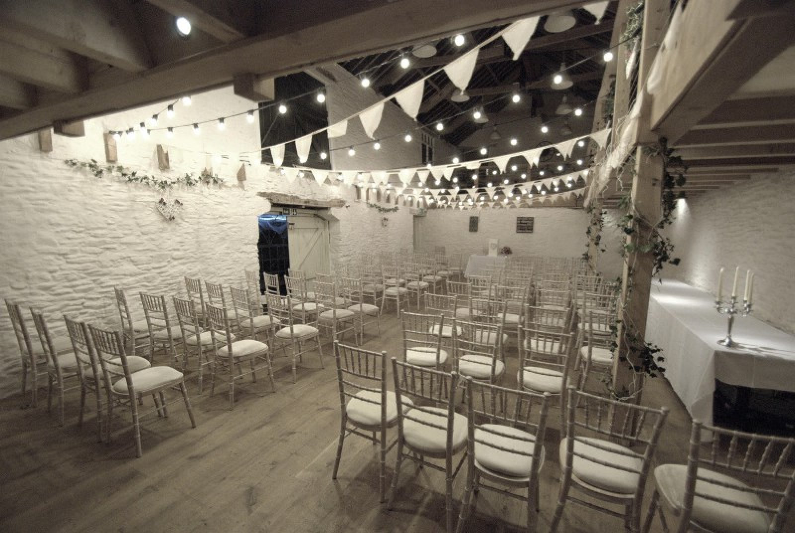 Trenderway Farm | Barn Wedding Venues | WeddingPlanner.co.uk