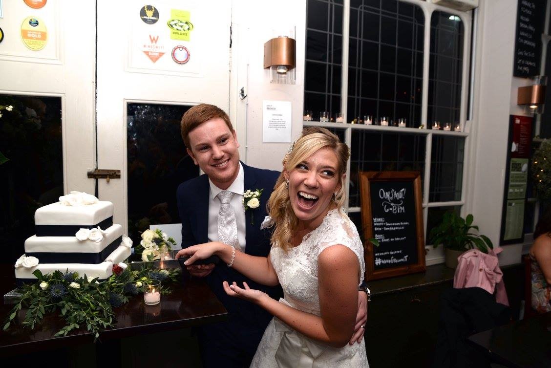 Matt and sam, hack and hop wedding, pub wedding, london wedding, london pub wedding venue