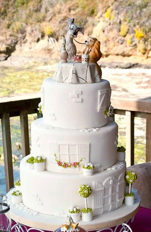 Disney wedding cakes, wedding cake trends 2018
