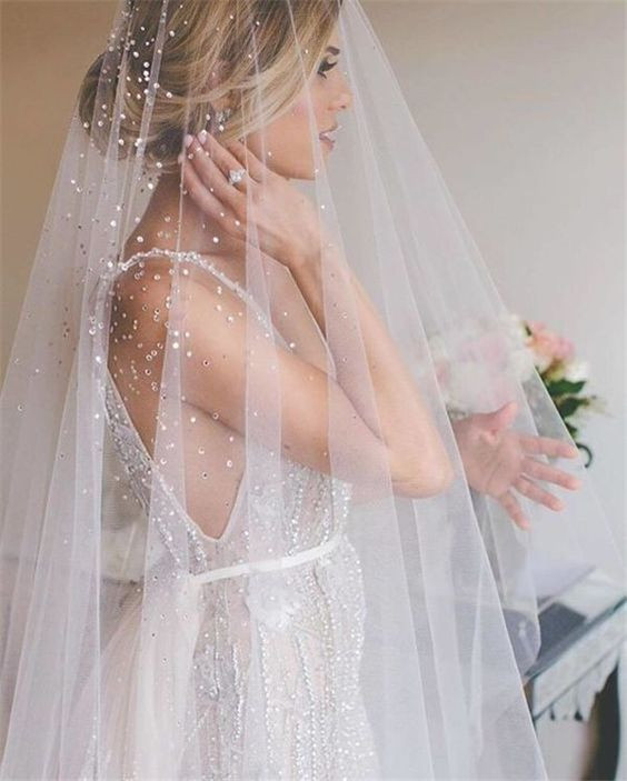 wedding veil, wedding outfit, wedding ideas, wedding style, crystal wedding veil 