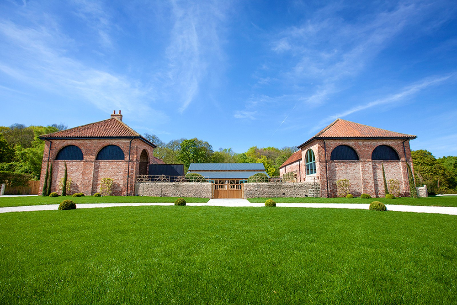 Hazel Gap Barn | Barn Wedding Venues | WeddingPlanner.co.uk