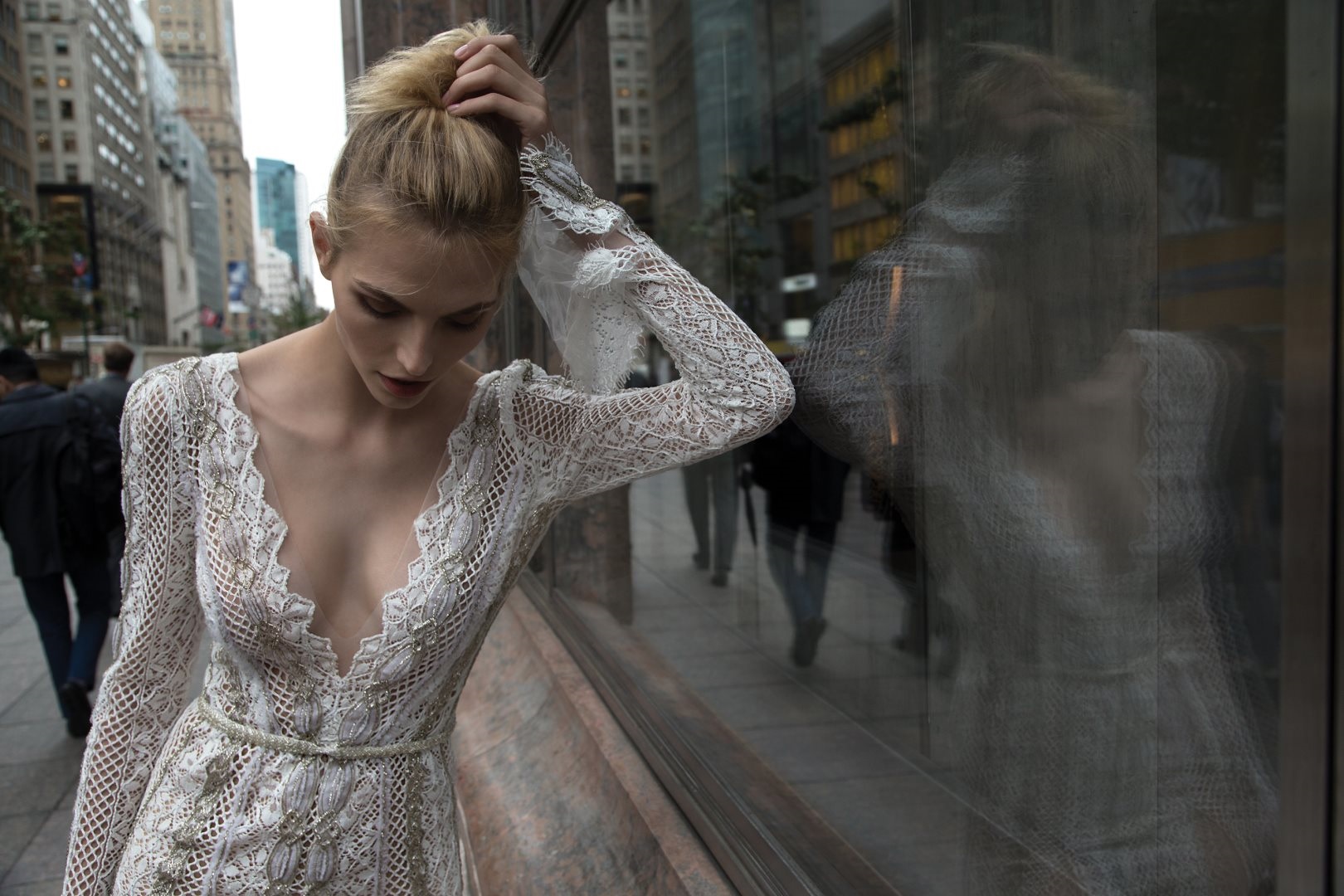 inbal dror wedding dress