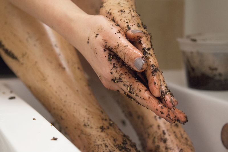 coffee and oil scrub, homemade body scrub