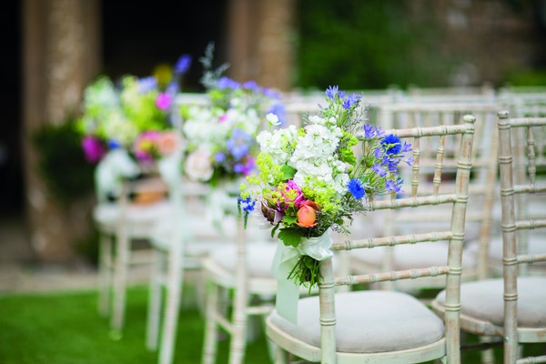 outdoor wedding ceremonies, styling outdoor wedding ceremonies, styling outdoor weddings, 