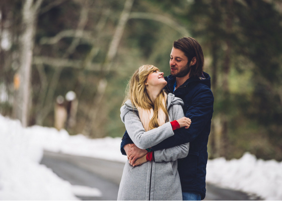 wedding, engagement photoshoot, wedding photoshoot, real wedding, swiss mountains, swiss wedding, bride, bride to be, winter wedding, winter engagement 