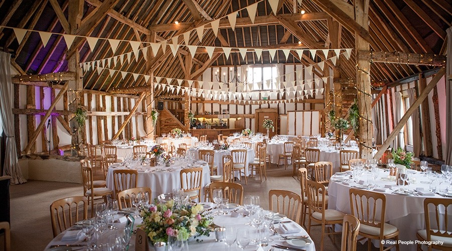 Autumn Wedding: 10 things you need to know - WeddingPlanner.co.uk