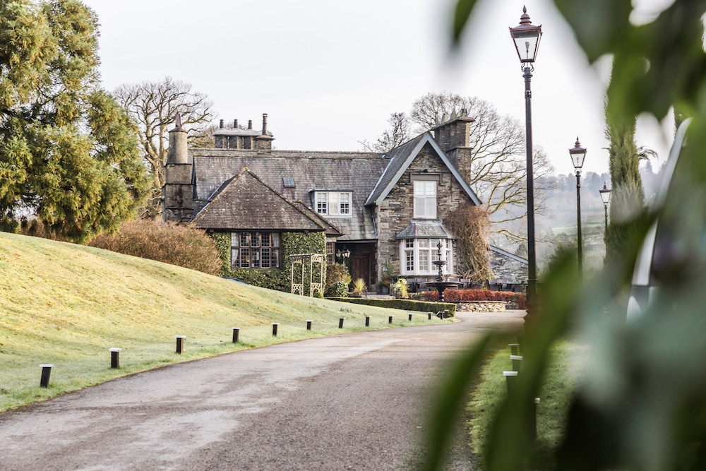 country house wedding, wedding inspo, wedding prep, lgbtq wedding, lgbtq grooms, wedding 2019, bride to be 2019, bride to be 2020