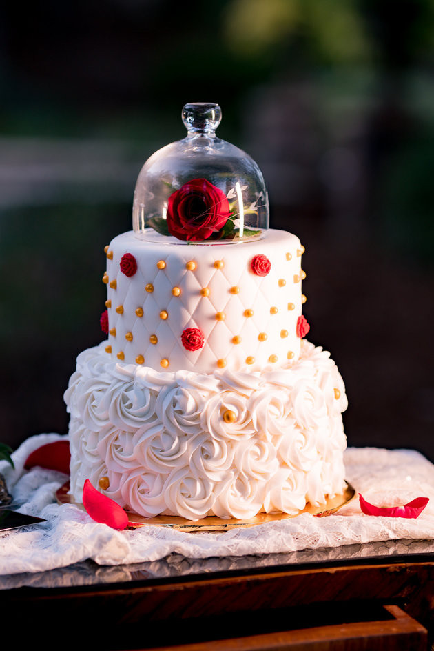 Disney wedding cakes, wedding cake trends 2018