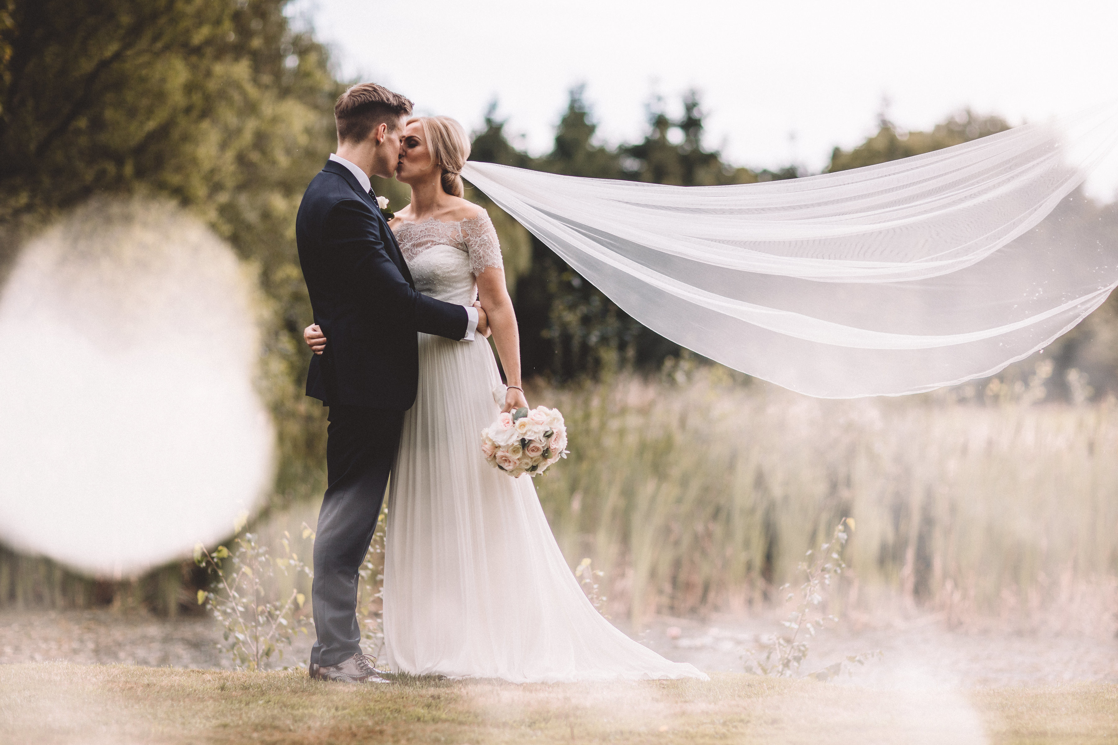 english wedding, natural wedding, summer wedding, spring wedding, laid back wedding, chill wedding, relaxed wedding, romantic wedding, bride to be 2019