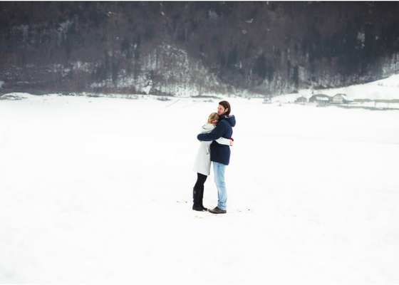 wedding, engagement photoshoot, wedding photoshoot, real wedding, swiss mountains, swiss wedding, bride, bride to be, winter wedding, winter engagement 