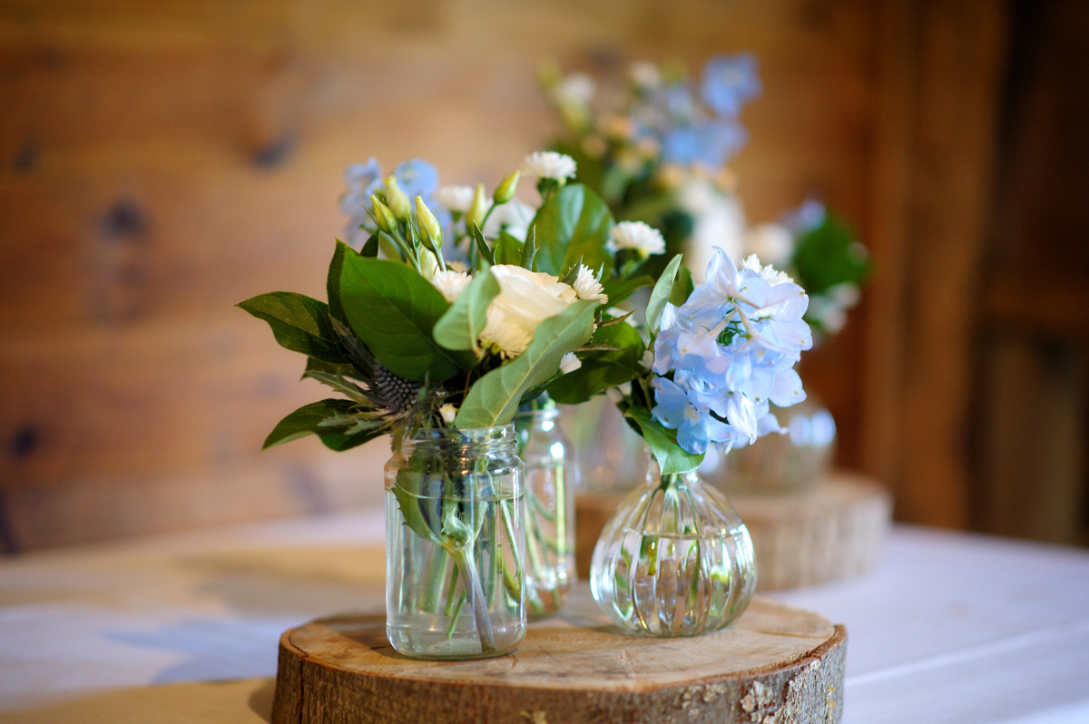 laines barn wedding