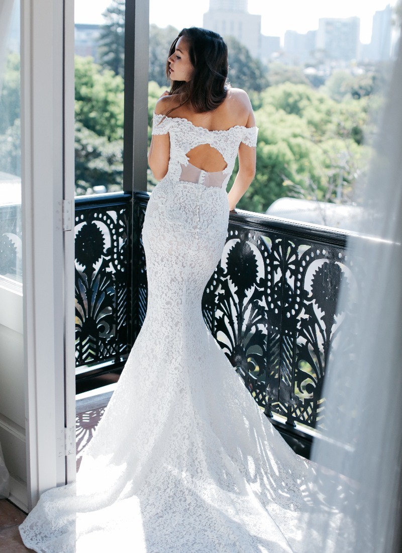 cut out wedding dress