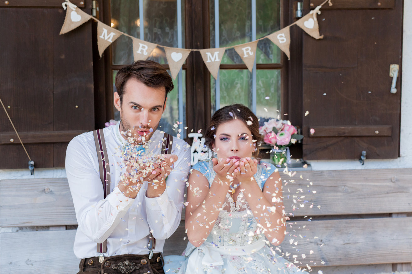 couple confetti