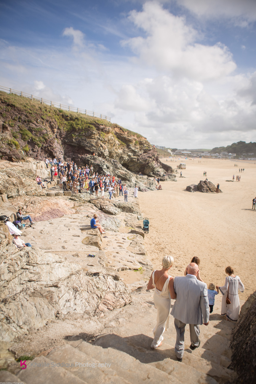 cornwall beach wedding, real wedding cornwall, roscarrock wedding, teepee wedding