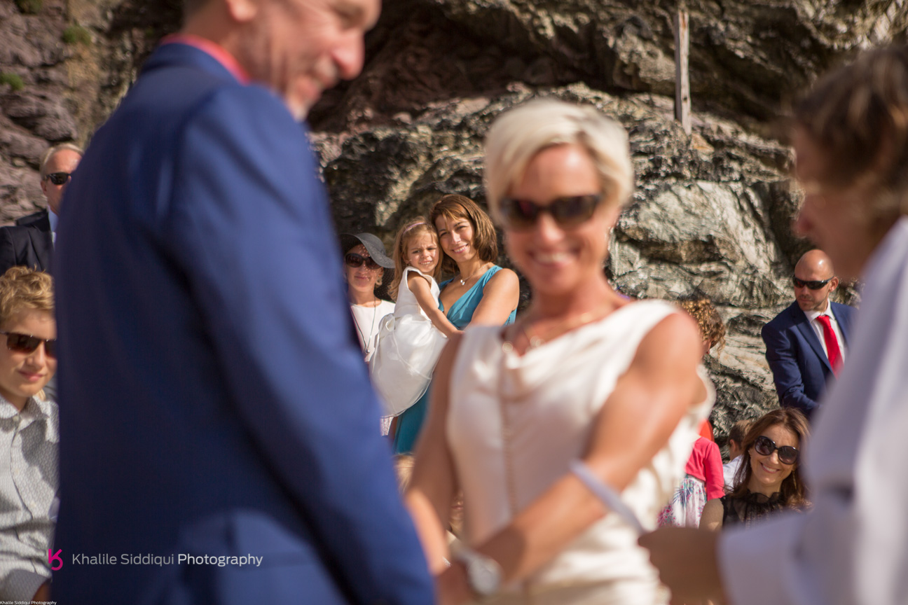 cornwall beach wedding, real wedding cornwall, roscarrock wedding, teepee wedding