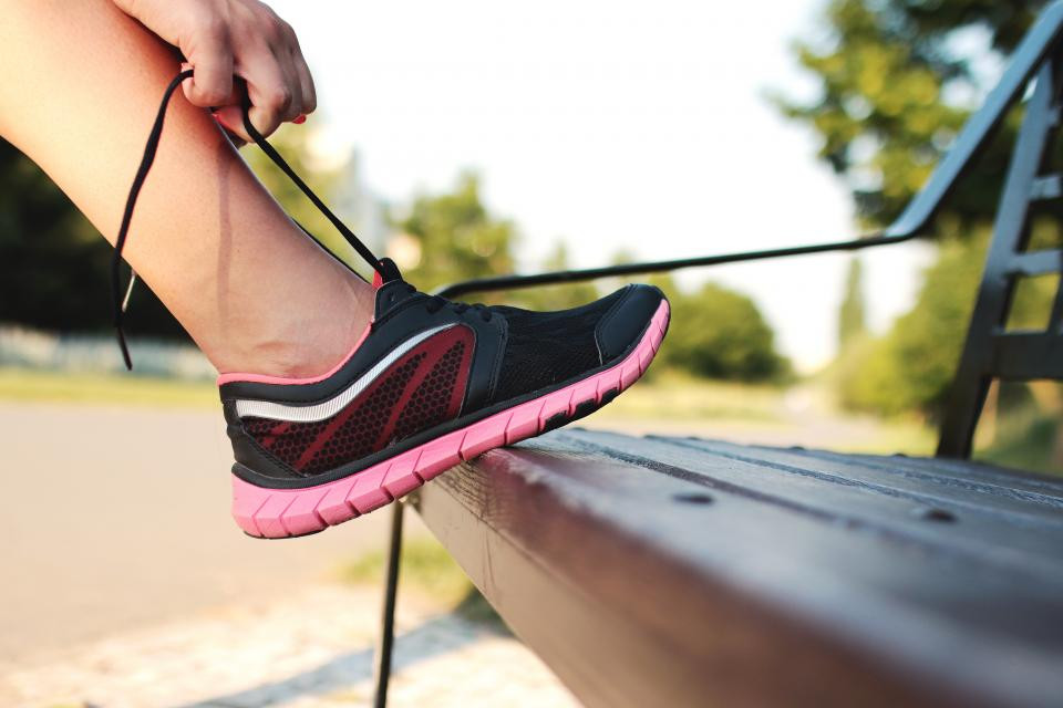 woman running, wedding fitness,