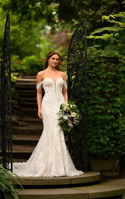 Make your wedding day unforgettable with a gown from Janene's Bridal.  Discover the perfect match for your style and personality. 💖 �