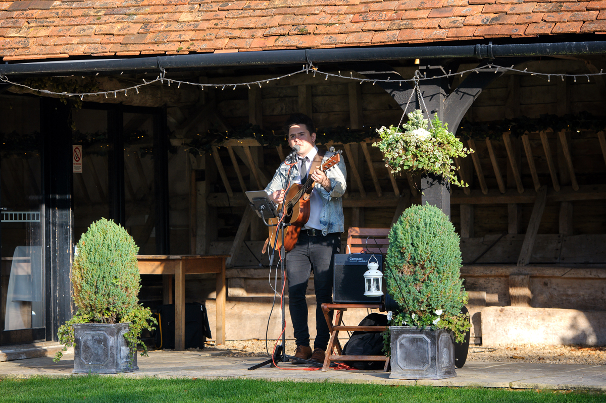 laines barn wedding