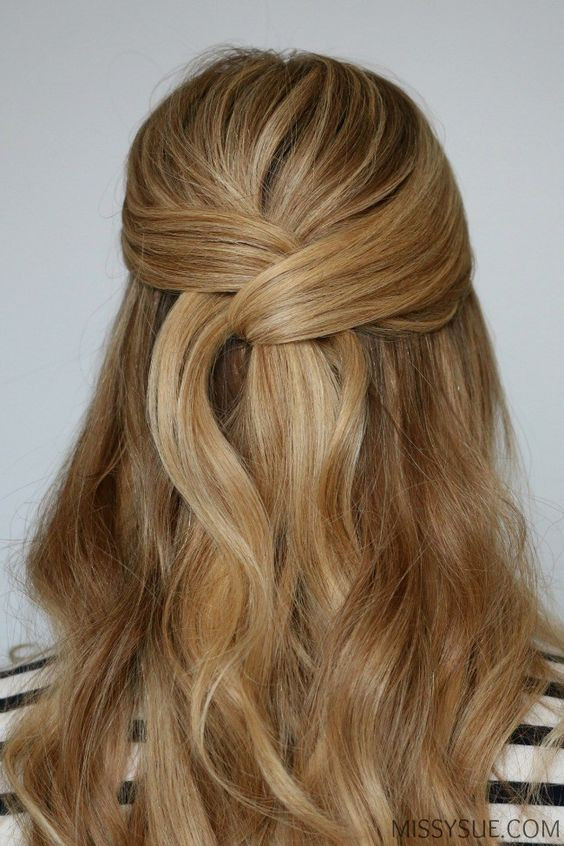 15 bridesmaid hairstyles for summer 2022 