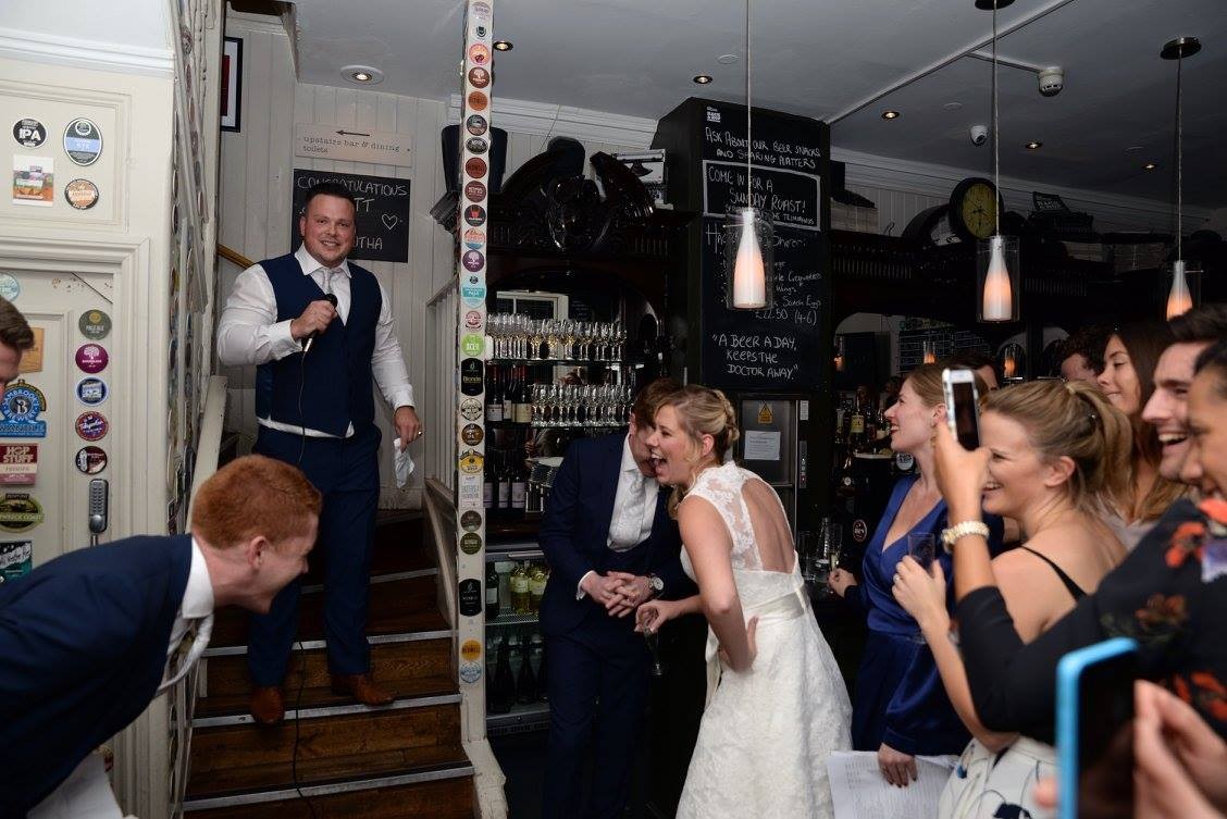 Matt and sam, hack and hop wedding, pub wedding, london wedding, london pub wedding venue