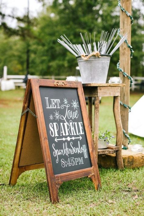 sparklers, wedding signs, wedding DIY, wedding planner