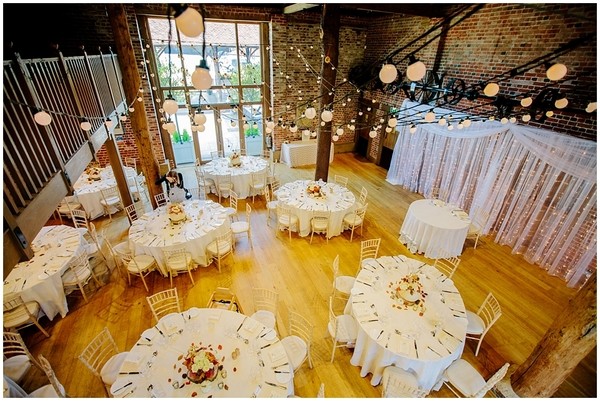 wedding styling, barn wedding style, wedding styling for barns, 