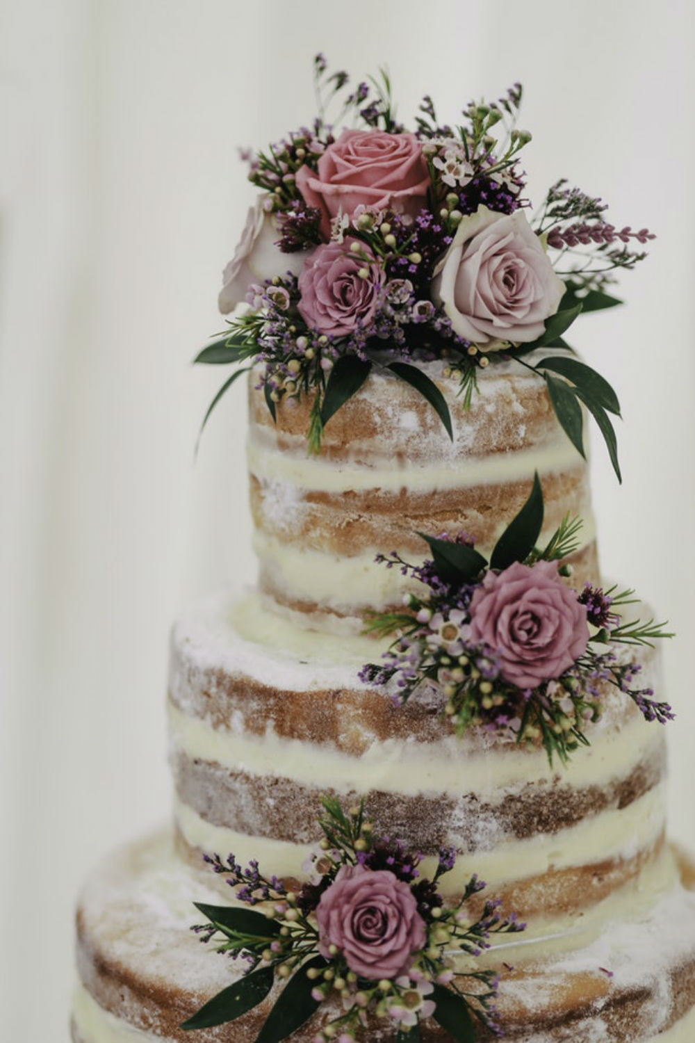 wedding cake ideas, choosing a wedding cake, wedding cake tips
