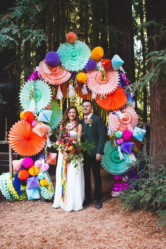 colour pop, colour wedding, colourful wedding, bright wedding, wedding inspiration, wedding decor, wedding style, wedding trends, bright flowers, bright wedding tables, colourful flowers, colourful styles, colourful looks, weddings, bride, bride to be 